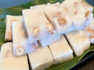 images/Foods/Cereals/Banh-duc.jpg