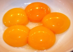 images/Foods/Eggs/Long-do-trung-vit.jpg